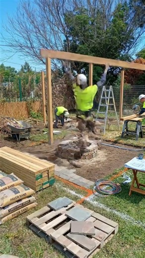 Renovación de jardín con pérgola #diy #home #renuevoencasa #construcción #architecture