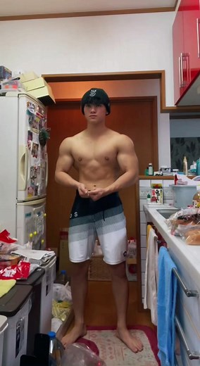 TikTokでバルクっちさんをチェック！