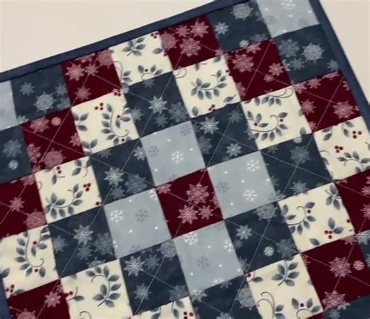 Christmas Quilted Table Topper, Winter Snowflake Patchwork (14 1/2" x 14 1/2")