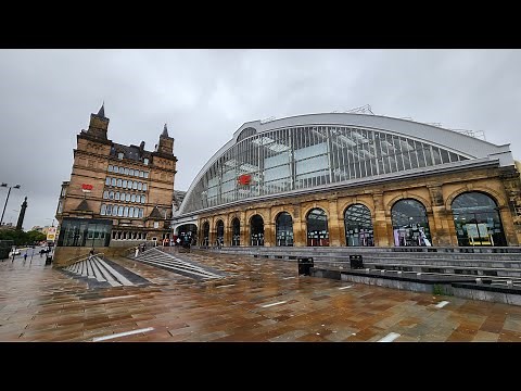 Full Walk Liverpool Lime Street Train Station Merseyside England Great Britain UK United Kingdom