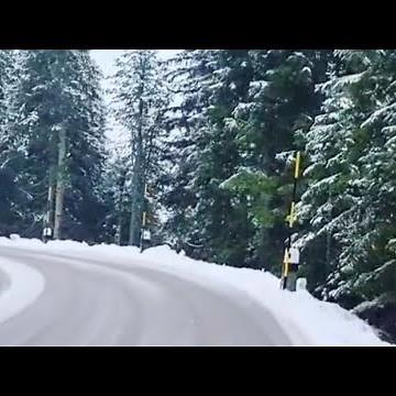 Live snowing Val di Fassa on Pordoi Pass from Canazei to Pocol 🇮🇹 Dolomites