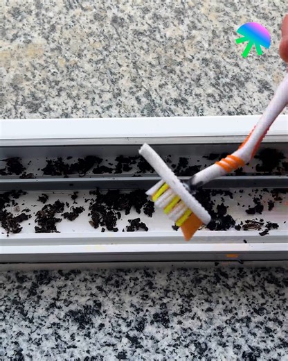 64K views · 69 reactions | Windows Gap Cleaning Tool 瘟 | Genius Care | Facebook