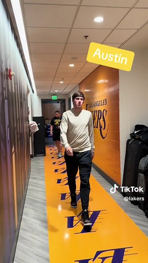 First home fits of preseason 🏡 #Lakers #NBAfashion #Preseason