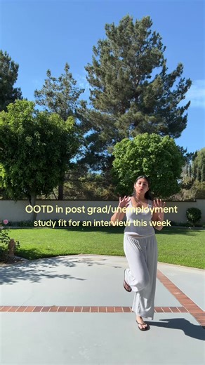 Aerie Post-Grad Interview Outfit