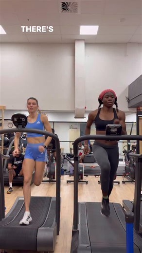 Friday workouts aren’t easy — especially on the treadmill — but they’re essential!🏃🏽‍♀️ Les entrainements du vendredi ne sont pas faciles, surtout sur le tapis roulant, mais ils sont essentiels! 🏃🏽‍♀️ #trackandfield#treadmill#endurance#adidas#2026#montreal#friday#workout#athletetraining | Audrey Leduc
