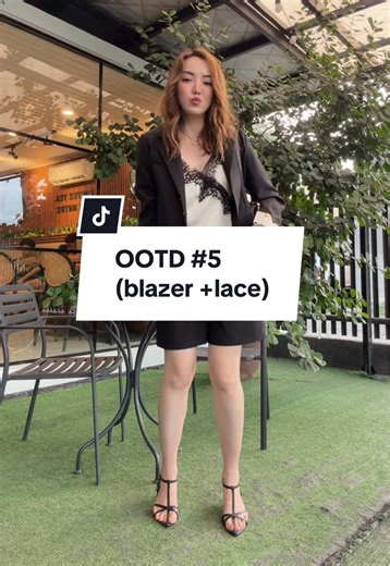 Stylish OOTD: Blazer and Lace Ensemble