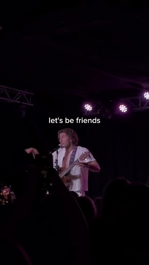 who am i seeing on tour?? | sammy rash