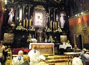 Jasna Góra na żywo - Kamera Kaplica Matki Bożej Częstochowskiej msze online