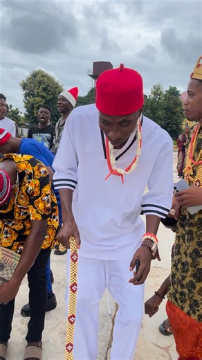 1.6K views · 25 reactions | Don’t look us less | Frankjet Comedy backup | Facebook