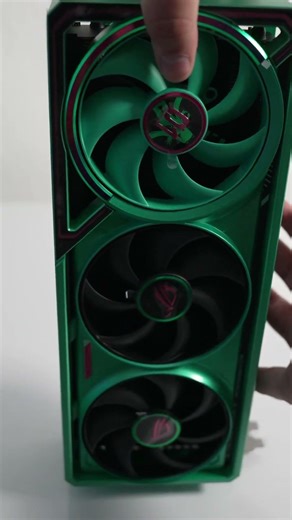 I Built the DREAM Hatsune Miku Gaming PC #pcgaming #pc #hatsunemiku #asus #asusrog