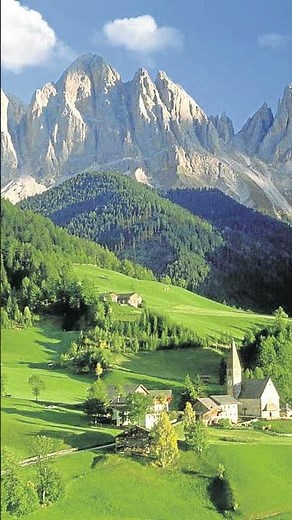 🌍 Explore Spain's Diverse Geography in 30 Seconds!