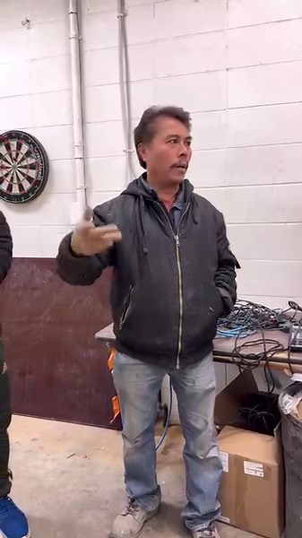 Iba ang pakiramdam kapag alam mong PINOY ang may ari ng mga business na pinupuntahan mo. Nakaka proud na madami talaga tayong mga KABABAYAN na hindi magpatatalo pagdating sa SKILLS at TALENT! Sa mga KABABAYAN natin na naghahanap ng gagawa ng iyong sasakyan..highly recommended ito! CANADIAN AUTO REPAIR SHOP ☎️ 403 219 3312 ☎️ 403 401 0391 📍Bay 6 - 3850 19 st. NE, Calgary Alberta T2E 6V2 They do claim car insurance and cover deductibles Kaya aprub na aprub kay Dadeh ang CANADIAN AUTO REPAIR SHOP 