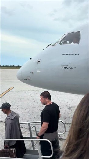 🇧🇸 Landing in Paradise | Freeport, Bahamas 🌴