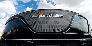 On This Day in History: Allegiant Stadium welcomes Las Vegas Raiders fans for first home game