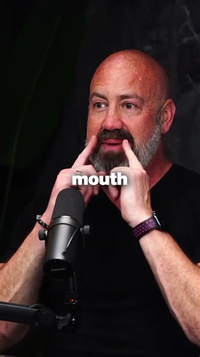 Ever noticed how expressive people are easier to trust?#businessgrowth #entrepreneur #businessskils