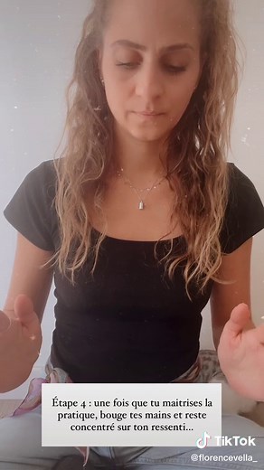 Apprendre à ressentir l'énergie entre ses mains