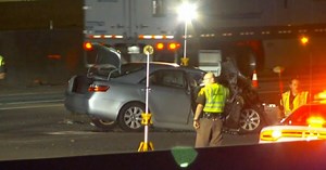 2 killed in I-15 crash after SUV suddenly stops on highway