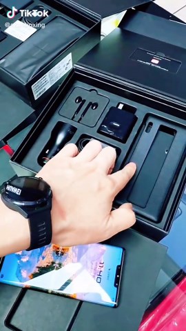 Experience the Future of Smartphones with Huawei Mate 30