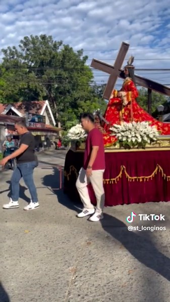 Nuestro Padre Jesus Nazareno Song