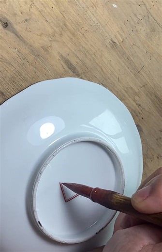 Handmade Ceramic Art: Unique Techniques and Marketing Tips