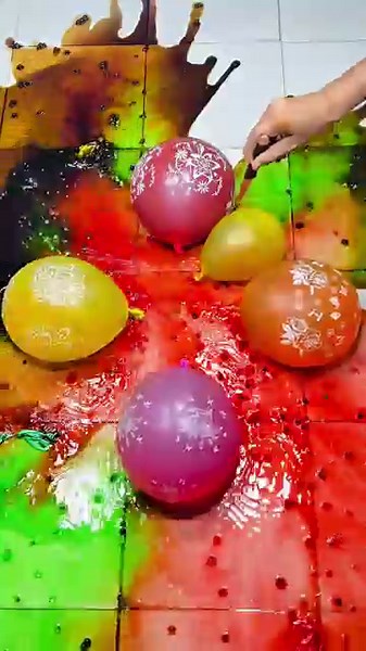 Slow Motion Balloon Pops 🎥🎈 Extreme ASMR Satisfying