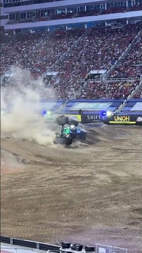 MONSTER TRUCK CARNAGE 2025