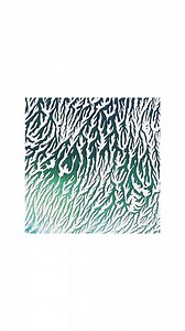 Comment GLASS to see how I created these stunning collage papers using two pieces of plexiglass! I love using this technique. It creates such beautiful crystalline, branch-like patterns that add both texture and depth to your mixed-media collages. While it’s simple, there’s definitely a learning curve, but I’ll show you how to get consistent results almost every time. Comment GLASS, and I’ll send you the link to watch the full video on my YouTube channel. Have you ever used glass or plexiglass i