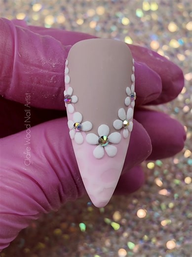 Pretty pink floral nail tutorial #naildesigns #nail #nailart #nailinspo #nailsartvideos