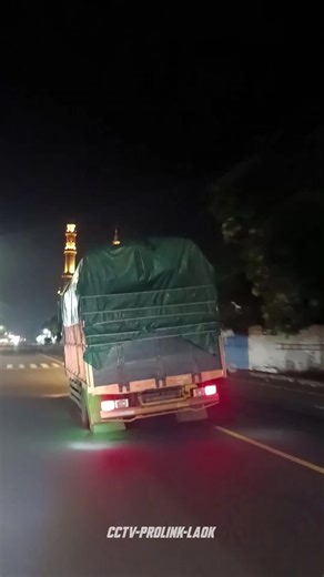 setidaknya jangan berjanji jika tidak bisa menepati 😌 @_andikahafis #pestarasaakhirtahun #trucklovers_indonesia #truckindonesia #sodrekersindonesia #cctvprolinklaok🙏