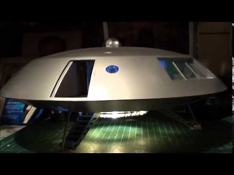 Mark Myers 1/35 Moebius JUPITER 2 BUILD