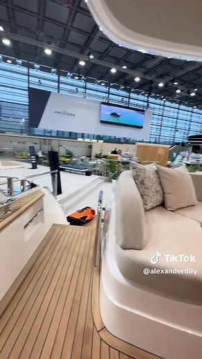 Explore the Princess F65 Yacht in Slower Motion