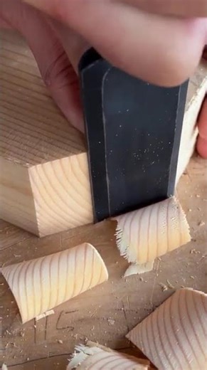 Woodworking Project 🔨 | Easy DIY Wood Craft #DIYMaalco #Shorts