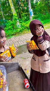 Pay for snacks with love🫰🏻