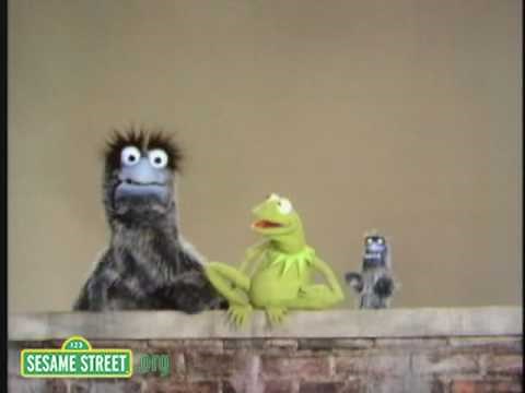 Sesame Street: Kermit Explains Big and Little