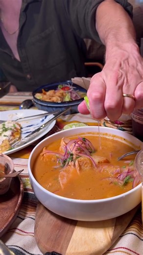 Let’s go have lunch @andescafehouston Located inside @posthtx Andes Cafe is named after the world’s longest mountain range that links together 7 South American countries stretching from Venezuela to Argentina. Chef David’s mission is to serve authentic flavors from each of these seven regional cuisines in a comfortable, but refined setting. Indulge in fresh Peruvian ceviche, Colombian beef empanadas and Venezuelan cachapas as you embark on a culinary journey across cultures in the heart of Downt