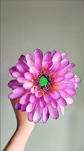 How to make dahlia flower with tissue paper| Diy paper flower making| #shorts #viral #craft #diy