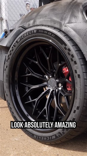 Mike Lake on Instagram: "With @artkawheels.au allowing full customisation of their wheels, it allowed us to build the perfect sizes for our 3d printed Porsche GT3D build! I was shocked when I first opened the box…They’re so big 👀🤯 #3dprinting #porschegt3 #supercar"