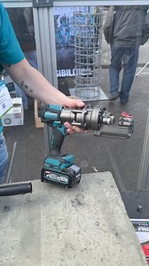 Quickest and easiest way to cut rebar It’s gotta be this Makita rebar cutter right • They just added this 40v XGT, #Reels #Reelviral #reel #Reelfb #fypシviralシ #fypシviral #fypシ #foryoupageシ #tools #construction #tool #handtools | Smart Craft