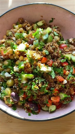 A Must Try Quinoa Salad Recipe!