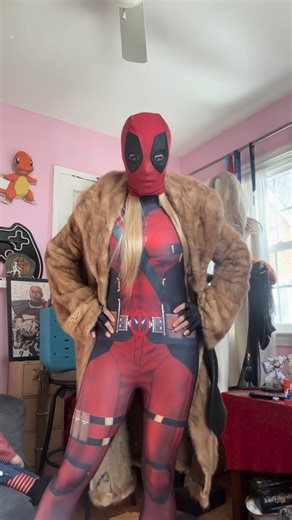 Diamond Carlesia | Deadpool had to break her mink out! | Instagram