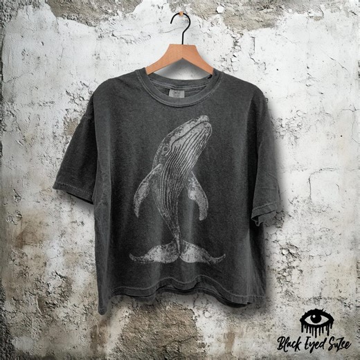 Humpback Whale T-shirt – Boxy Cropped Comfort Colors Pepper Tee (vintage Style Charcoal Gray) – Rustic Womens Ocean Graphic Tshirt - Etsy