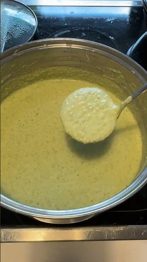 Cremige Brokkoli-Soße in 10 Minuten fertig