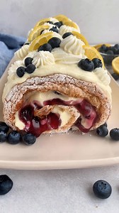 This cake looks fancy but is so incredibly EASY to make! | The Recipe Rebel