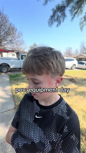 Choosing the Right Football Helmet: Speed Flex Equipment Day