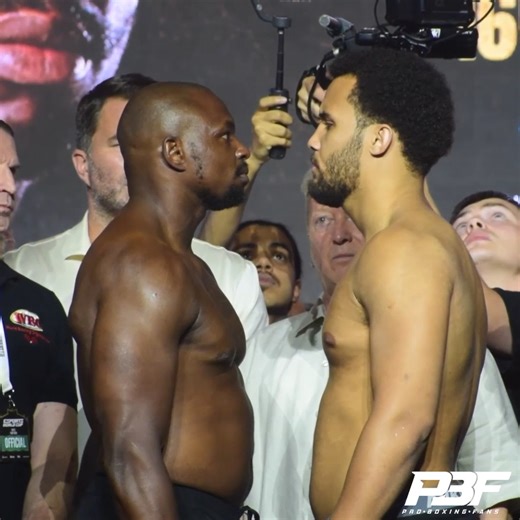 🥊 Moses Itauma and Dillian Whyte have an INTENSE final face off ahead of tomorrow's fight 👀 #ItaumaWhyte | Pro Boxing Fans