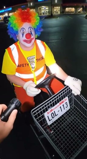 Bodycam: Cop Pulls Over a Shopping-Cart Car (He Flees at 12 MPH)