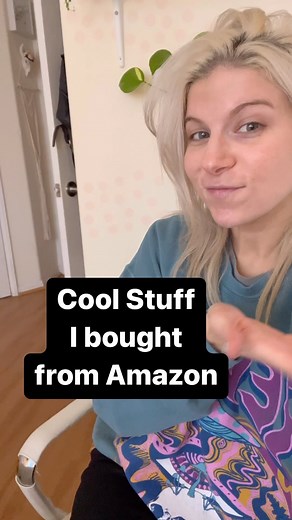Hello Kristen | Creative 🦋 on Instagram: "These are awesome Christmas Gift ideas!🎅 #christmas #christmasgiftideas #giftideas #giftguide #giftsforher #giftsforhim #giftsforfriends #amazonfinds #amazon #amazonmusthaves #blackfriday #cybermonday #christmas2022"