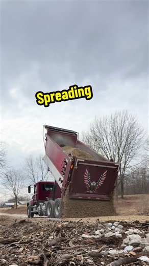 About that time of year for a fresh layer of stone on your driveway! ☀️ Call or text Jake @ (765)490-3256 for a quote in the greater Lafayette area! 📞 #jnloytransport #dumptruck #indiana #Lafayette #spreading