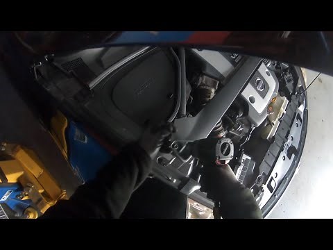 Nissan 370Z/350z/G35/G37 how to fix random misfire p0300 p0301 p0302–how to change spark plugs