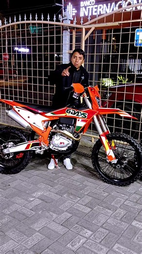 🏁 ¡LA BAJA 300 YA ESTÁ EN BENEDI MOTORS! 🏁 💥 JP1 BAJA 300 💥 Una máquina con actitud, potencia y estilo para los que quieren algo diferente. 😎🏍️ 💵 PRECIO DE CONTADO 📲 TAMBIÉN CON CRÉDITO DIRECTO ✅ Pregunta por nuestros planes disponibles 📍 Ambato – Benedi Motors 🇪🇨 ¡Envíos a todo el Ecuador! ¿Contado o crédito? 👀🔥 Tú eliges cómo llevarte la tuya. #BenediMotors #JP1 #Baja300 #MotosEcuador #Motos @Benedi_Motors_Ambato